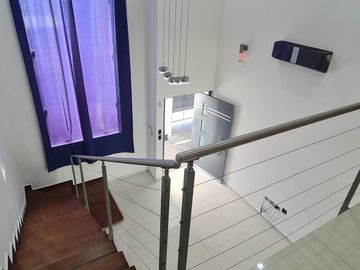 CASA RESIDENCIAL EN VENTA, AMPLIO TERRENO. CARMEN, CAMPECHE