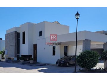 CASA EN VENTA EN PRIVADA BUENAVENTURA. CD. OBREGÓN, SONORA