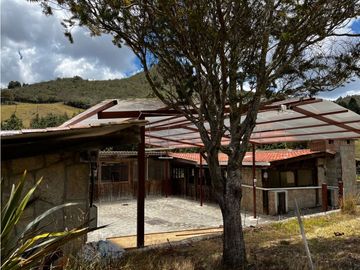 Venta de Hacienda Turística, Nabón, 42 ha