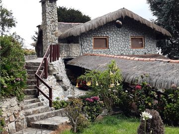 Venta de Hacienda Turística, Nabón, 42 ha