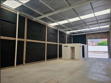 Bodega Industrial en Los Pericos, Aguascalientes