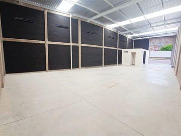 Bodega Industrial en Los Pericos, Aguascalientes