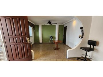 VENTA DE CASA EN SANTA CLARA