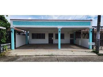VENTA DE CASA EN SANTA CLARA