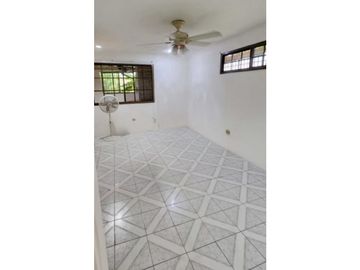 VENTA DE CASA EN SANTA CLARA