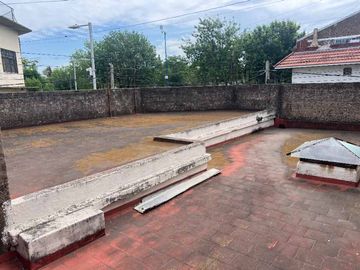 Casa PH en venta en Wilde Oeste