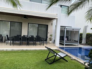 Hermosa casa  en Venta, Paraíso Country Club, Emiliano Zapata, Morelos.