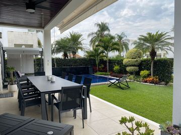 Hermosa casa  en Venta, Paraíso Country Club, Emiliano Zapata, Morelos.