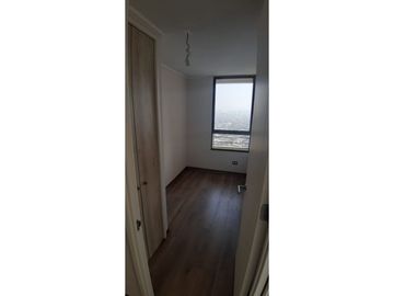 Oportunidad 2 dorm, 2 cuadras metro, sector muy tranquilo.