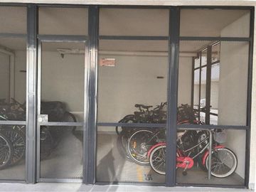 Departamento con diseño industrial, cómodo y cercano a la nueva línea 8 del Metro