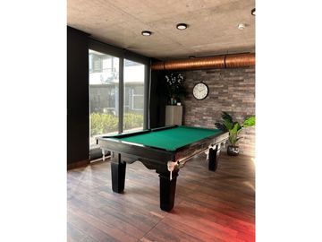 Departamento con diseño industrial, cómodo y cercano a la nueva línea 8 del Metro