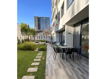 Departamento con diseño industrial, cómodo y cercano a la nueva línea 8 del Metro