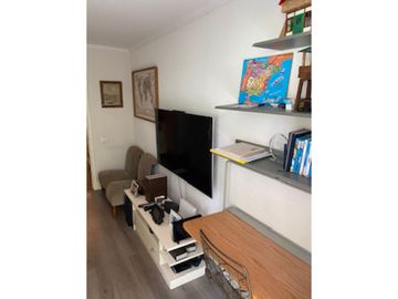 Amplio departamento con jardín privado en Vitacura