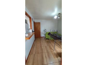 Oportunidad / Metro El Parrón/ 4d+1b+5e/ 1 Casa + Depto