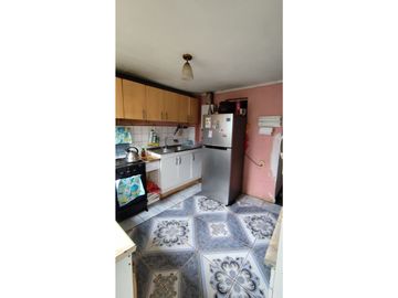 Oportunidad / Metro El Parrón/ 4d+1b+5e/ 1 Casa + Depto