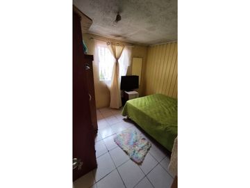 Oportunidad / Metro El Parrón/ 4d+1b+5e/ 1 Casa + Depto