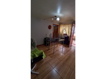 Oportunidad / Metro El Parrón/ 4d+1b+5e/ 1 Casa + Depto