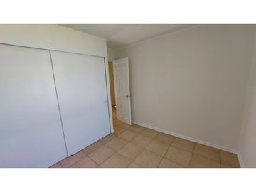CASA REMODELADA EN SANTO TOMÁS (4D-4B) - QUILICURA