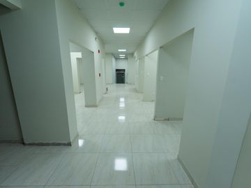 EDIFICIO COMERCIAL DE 6 PISOS EN VENTA