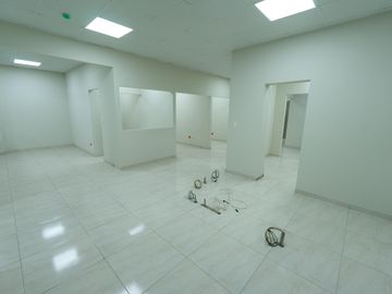 EDIFICIO COMERCIAL DE 6 PISOS EN VENTA