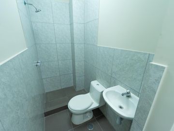 EDIFICIO COMERCIAL DE 6 PISOS EN VENTA