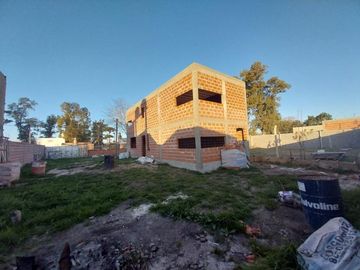 Casa en venta en Longchamps, La arbolada