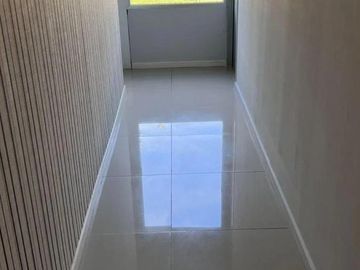 Casa en venta - 4 Dormitorios 2 Baños 2 Cocheras - Neuquén