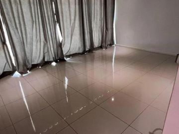 Casa en venta - 4 Dormitorios 2 Baños 2 Cocheras - Neuquén