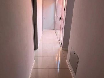 Casa en venta - 4 Dormitorios 2 Baños 2 Cocheras - Neuquén