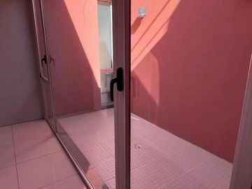 Casa en venta - 4 Dormitorios 2 Baños 2 Cocheras - Neuquén