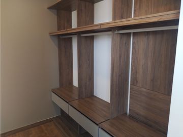 ARRIENDO APTO 60 M2 SENIOR SUITES GUAYMARAL - SENIOR LIVING | 563 |