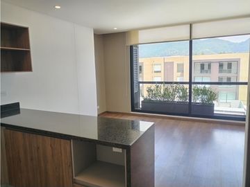 ARRIENDO APTO 60 M2 SENIOR SUITES GUAYMARAL - SENIOR LIVING | 563 |