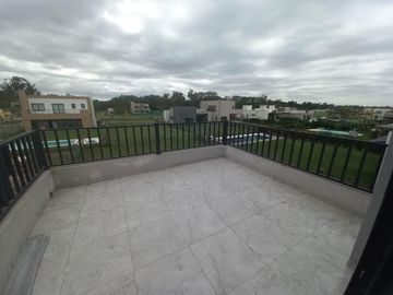 CASA A ESTRENAR EN BARRIO SAN PABLO, PILAR! EXCELENTE CALIDAD DE CONSTRUCCION!