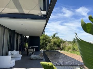 VENTA Casa Barrio Cerrado Acacias-Puertos del Lago-ESTRENAR-LAGUNA-Pileta-Domotica-LOSA RADIANTE