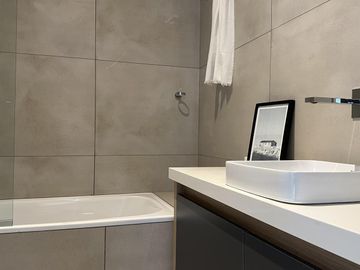 VENTA Casa Barrio Cerrado Acacias-Puertos del Lago-ESTRENAR-LAGUNA-Pileta-Domotica-LOSA RADIANTE