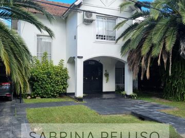 Casa en venta country club las lajas general rodriguez