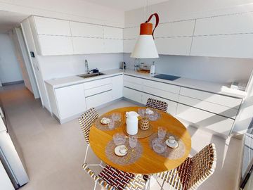 Venta departamento 6 ambientes en La Lucila con vista al río