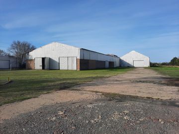 Ruta 21- Alvear - Galpón 3.000 m2.