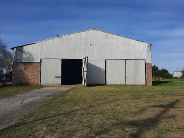 Ruta 21- Alvear - Galpón 6.000 m2.