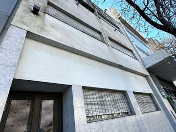 Avenida Diaz Velez 3500, Departamento tipo PH, 3 Ambientes Reciclado  C/2 Patios Almagro