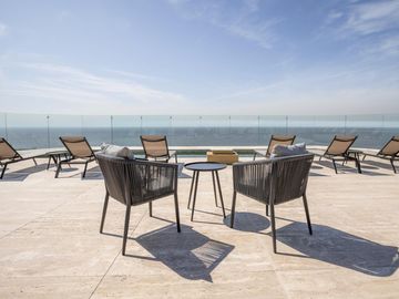 Venta departamento 6 ambientes en La Lucila con vista al río