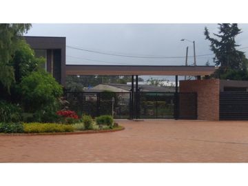 ARRIENDO APTO 60 M2 SENIOR SUITES CHIA | 361 |