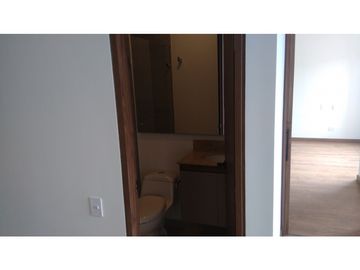 ARRIENDO APTO 60 M2 SENIOR SUITES CHIA | 361 |
