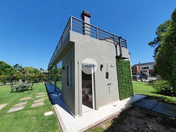 Abril Club De Campo LOS TEROS
