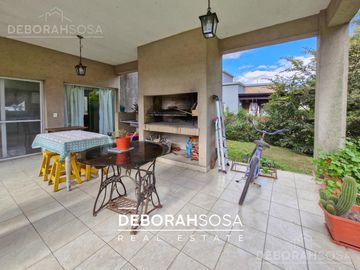Casa en venta 5 ambientes Barrio Los Pilares Villa Rosa Pilar apto credito
