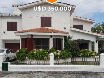Casa en barrio Balneario, Villa de Merlo.