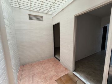 CASA EN VENTA EN EL CANEY DE CUATRO PISOS (JD)/CW:8227472
