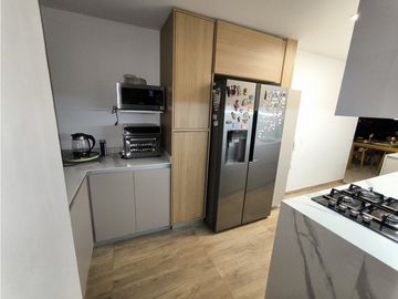 APARTAMENTO EN VENTA CON VISTA PANORMICA EN LOS CRISTALES (JD)