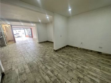 CASA EN VENTA EN CIUDAD PACFICA CON LOCAL COMERCIAL (JD)