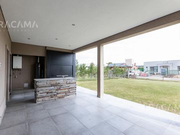 VENTA CASA EN LOS TALAS - CANNING